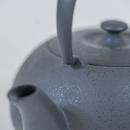 WAZUQU FUKU 0.6 litre - NOIR du célèbre designer Ken Okuyama