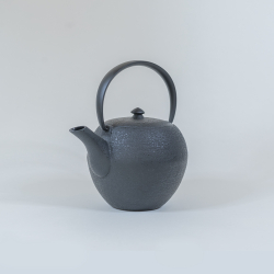 WAZUQU MAYU 0.6 litre - NOIR du célèbre designer Ken Okuyama 2