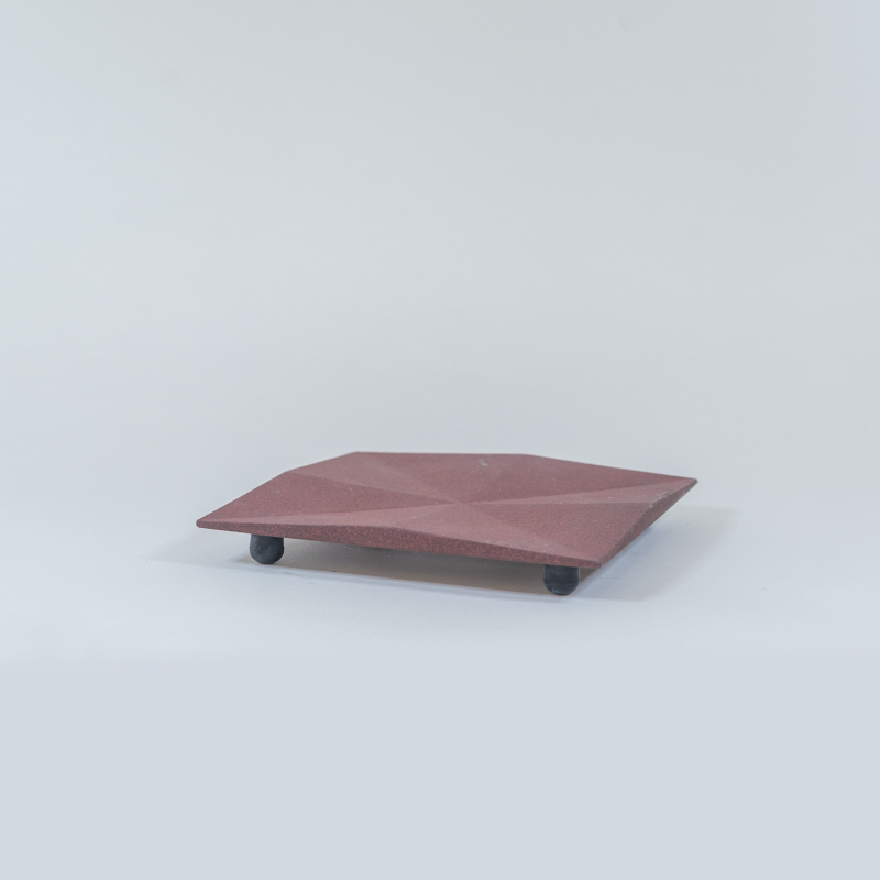 WAZUQU TRIVET  carré L - ROUGE FONCÉ
